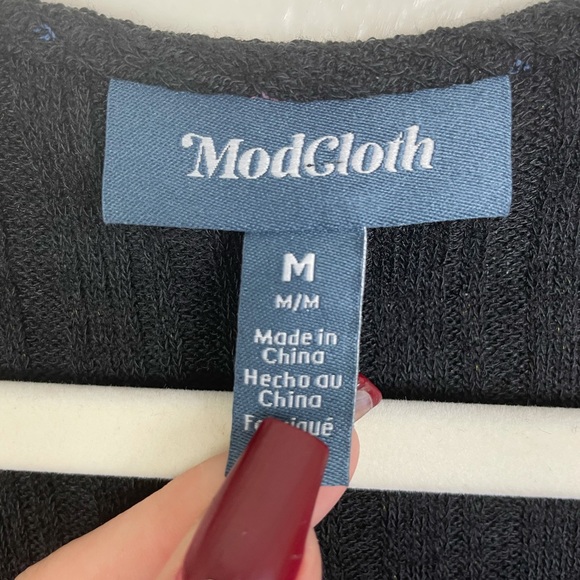 NWT ModCloth Size Medium Black Knit On The Town Faux Wrap Dress - Picture 4 of 10